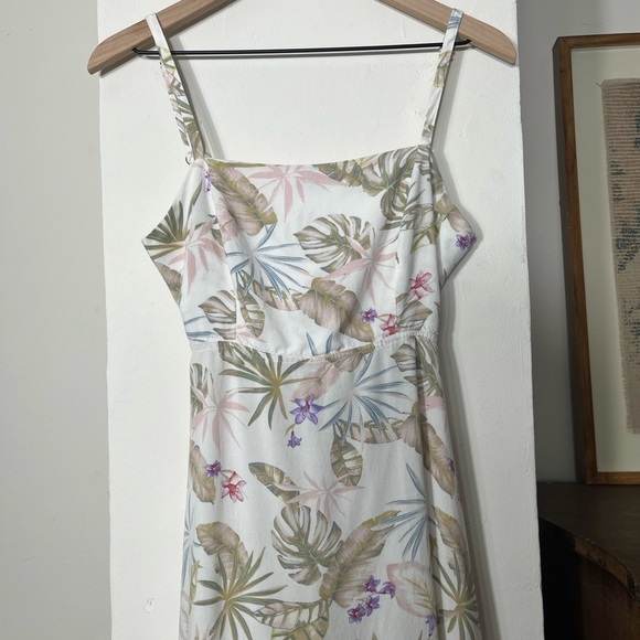 White Tropical Midi Dress - Picture 2 of 8